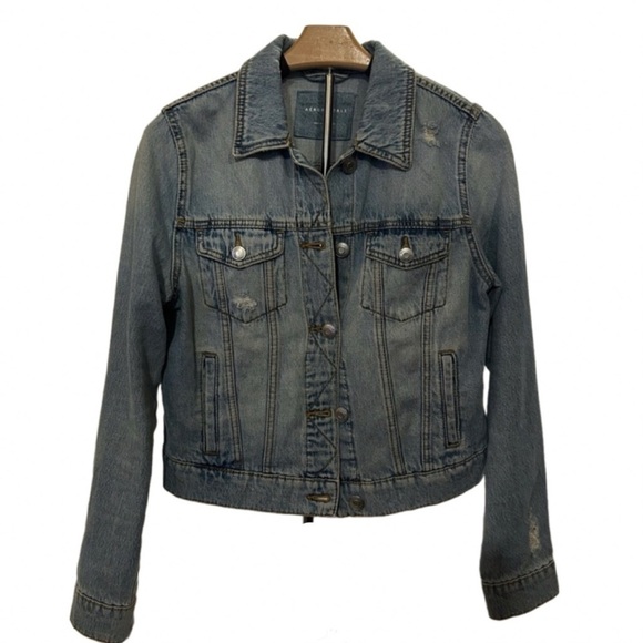 Aeropostale Light Wash Denim Jacket - Picture 1 of 3